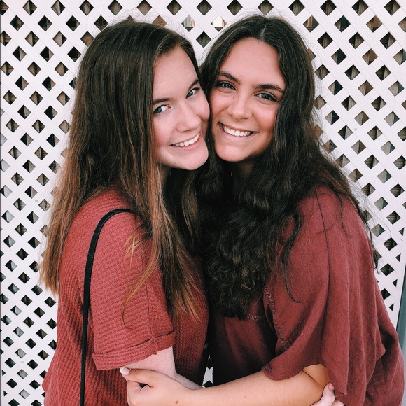 Meet your Posher, Julia - Picture 1 of 1